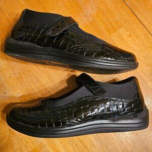 Drew, Rose, Mary Jane Patent Leather Embossed Orthopedic Shoe, Size 9 1/2 Black